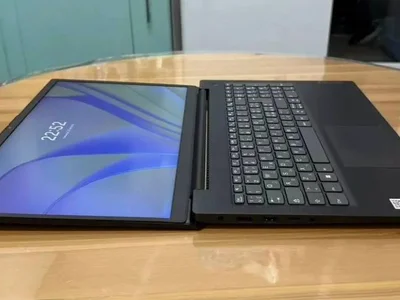 Ноутбук Lenovo V15 Ryzen 5 5625U