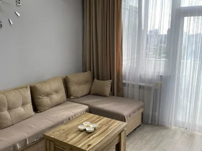 3-комнатная квартира, 60 кв.м, 10 этаж, $600