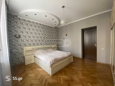 Дом 10 комнат в Сабуртало, продажа