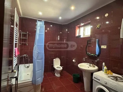 Дом в районе Ваке, Цхнети, $1000