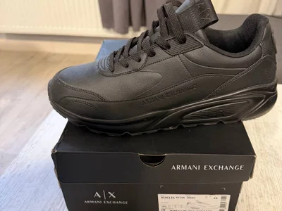 Кроссовки Armani Exchange (Чёрные)