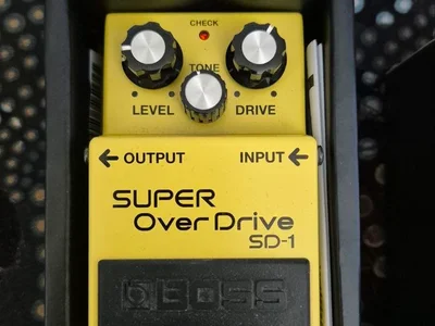 Педаль для гитары Boss SD-1