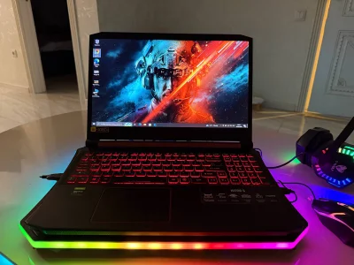 Игровой ноутбук Acer Nitro 5 с аксессуарами