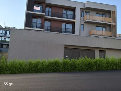 3 room Flat For Sale. Lisi lake