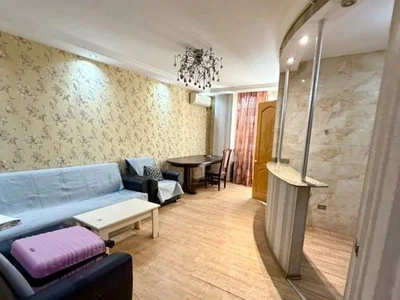 1+1 на ტბელ აბუსერიძის ქ. 44 Khimshiashvili District