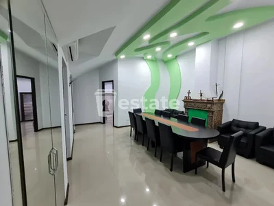 Коммерческое помещение 100 кв.м, $800