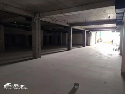 Commercial space For Rent. Lisi lake