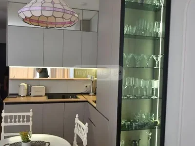 Коммерческое помещение на улица Шерифа Химшиашвили 13 Khimshiashvili District