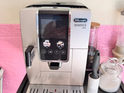 Часы DeLonghi