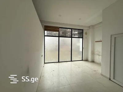 Коммерческое помещение 59 кв.м в Глдани