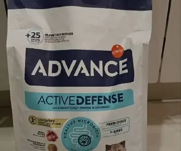 Сухой корм Advance Sterilized Hairball для кошек