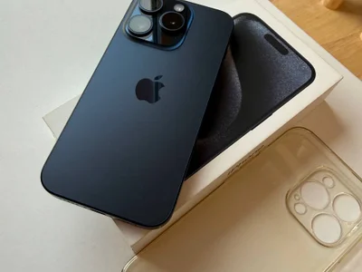 iPhone 15 Pro 256 GB Blue Titanium