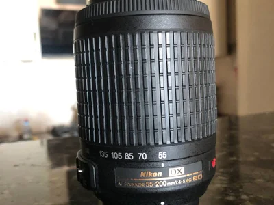 Объектив Nikon AF-S DX NIKKOR 55-200mm