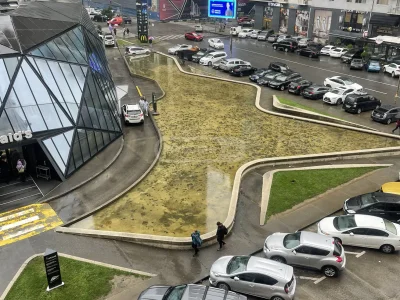 1+1 на Z. Gorgiladze Street 94 რუსთაველის უბანი