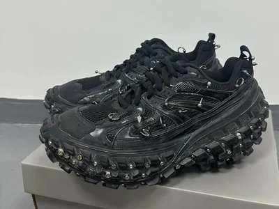 Кроссовки Balenciaga Defender