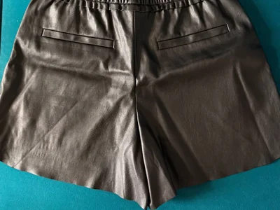 Шорты экокожа размер 46