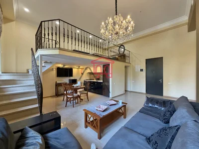 4-комнатная квартира, 95 м², $1000