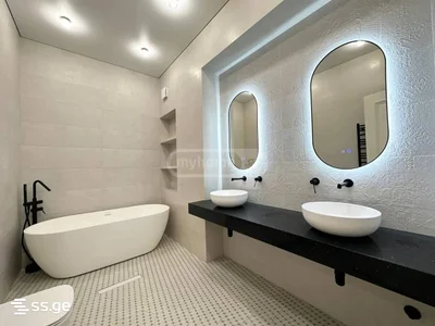 3-комнатная квартира Продаётся. Плато Нуцубидзе