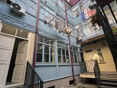 4-комнатная квартира в Тбилиси