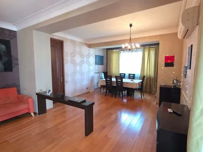 4 room Flat For Sale. Vake