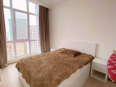 3-комнатная квартира, Пиросмани 18Д, $800