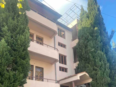 Room Hotel For Sale. Vedzisi