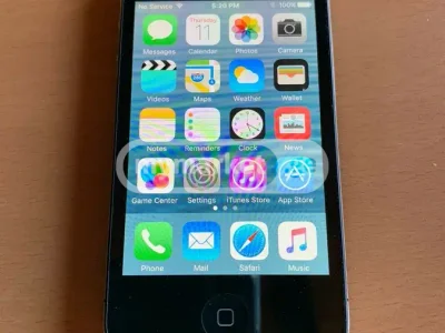 Мобильный телефон Apple