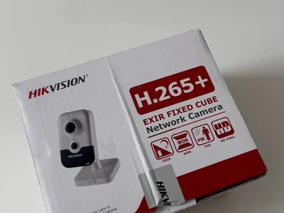 Hikvision 4MP Wi-Fi камера видеонаблюдения DS-2CD2443G0-IW