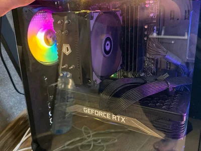 Игровой ПК (RTX 3070 / Ryzen 7 5700X / 16GB RAM) с монитором Benq Mobius