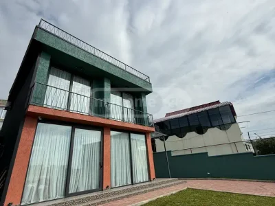 5-комнатный частный дом в районе Джавахишвили