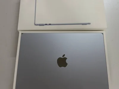 MacBook Air 13.6 M4 256GB Sky Blue