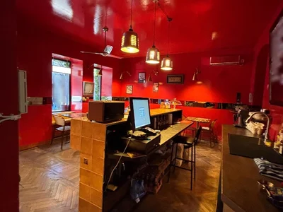 Коммерческое помещение 55 кв.м в аренду в Вера, $1400