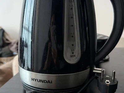 Чайник Hyundai