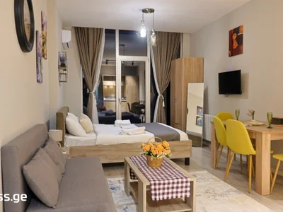 1+1 на Komuna Tower Ангис  3-й переулок 10 Airport District