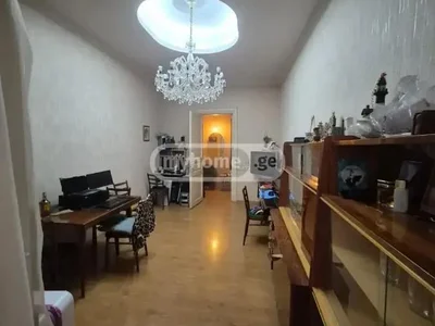 3 room Flat For Sale. Sololaki