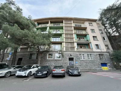 4-комнатная квартира в Ваке