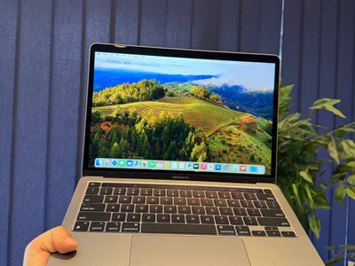 MacBook Pro 13.3 M2 8/256GB