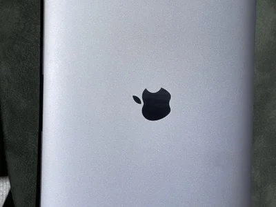 MacBook