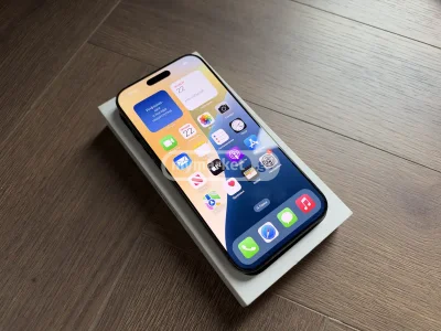 Мобильные телефоны Apple iPhone 16 Pro Max