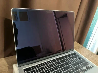MacBook Air 13 M4 2025