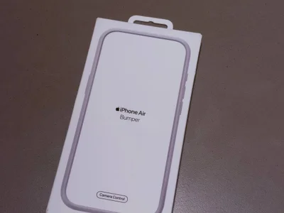Bumper Apple для iPhone Air
