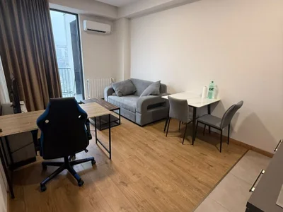 2-комнатная квартира в районе Сабуртало, $800