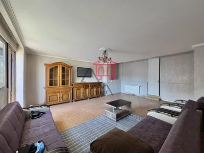5-комнатная квартира в Сабуртало, 180 м², $186000