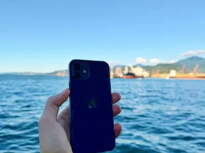 iPhone 12 64 GB
