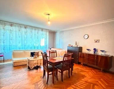 4-комнатная квартира Продаётся. Глдани