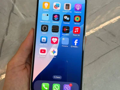 iPhone 15