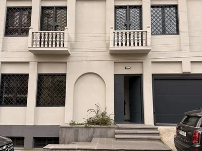 Комната в частном доме. Ведзиси
