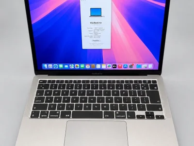 MacBook Air 13