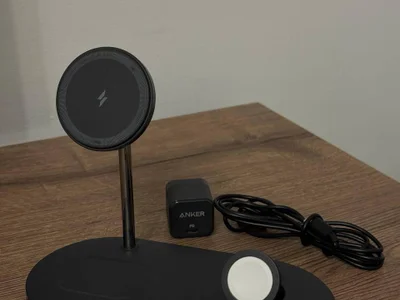 Зарядная станция Anker 533 Magnetic 3-в-1