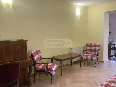 3-комнатная квартира в Тбилиси